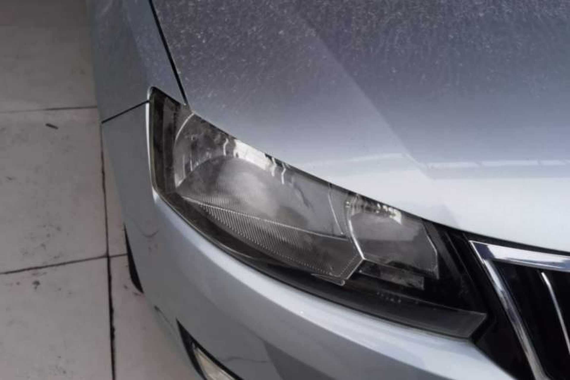 Used Skoda Rapid 2013 1.6L Automatic Preferred Model Right Front Headlight