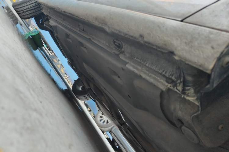 Used Skoda Rapid 2013 1.6L Automatic Smart Selection Model Chassis Front Right