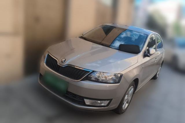 Used Skoda Rapid 2013 1.6L Automatic Smart Selection Model