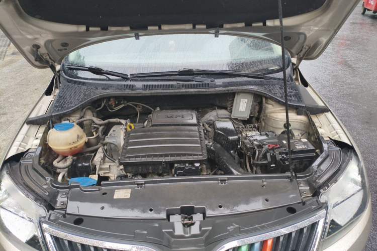 Used Skoda Rapid 2013 1.6L Manual Smart Selection Model Engine Bay