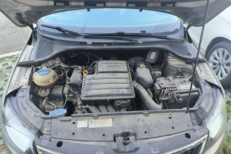 Used Skoda Rapid 2013 1.6L Manual Enjoyment Model Engine Bay