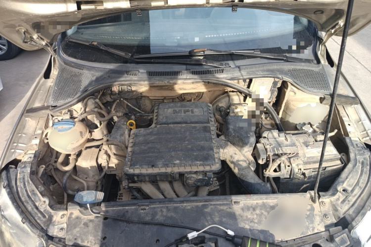 Used Skoda Rapid 2013 1.6L Manual Enjoyment Model Engine Bay