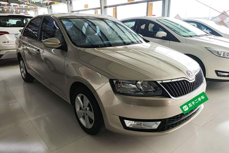 Used Skoda Rapid 2013 1.6L Automatic Smart Selection Model Exterior 1