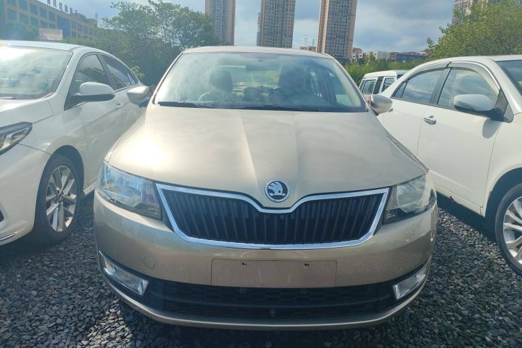 Used Skoda Rapid 2013 1.6L Manual Smart Selection Model Exterior 1