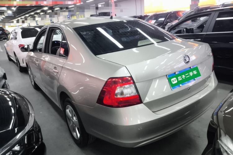 Used Skoda Rapid 2013 1.6L Automatic Smart Selection Model Exterior 2