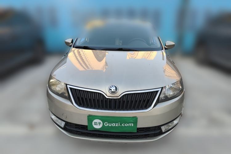 Used Skoda Rapid 2013 1.6L Automatic Smart Selection Model Front