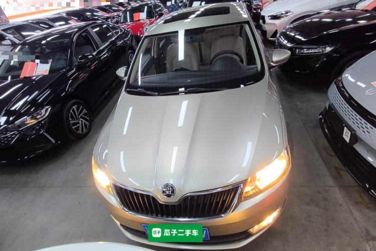 Used Skoda Rapid 2013 1.6L Automatic Smart Selection Model Front