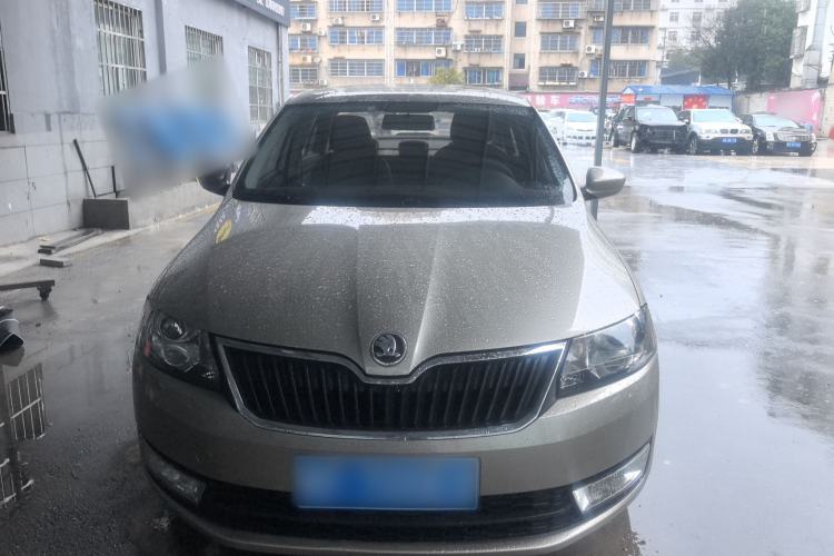 Used Skoda Rapid 2013 1.6L Automatic Smart Selection Model Front