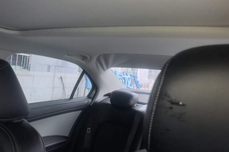 Used Skoda Rapid 2013 1.6L Automatic Smart Selection Model Headliner