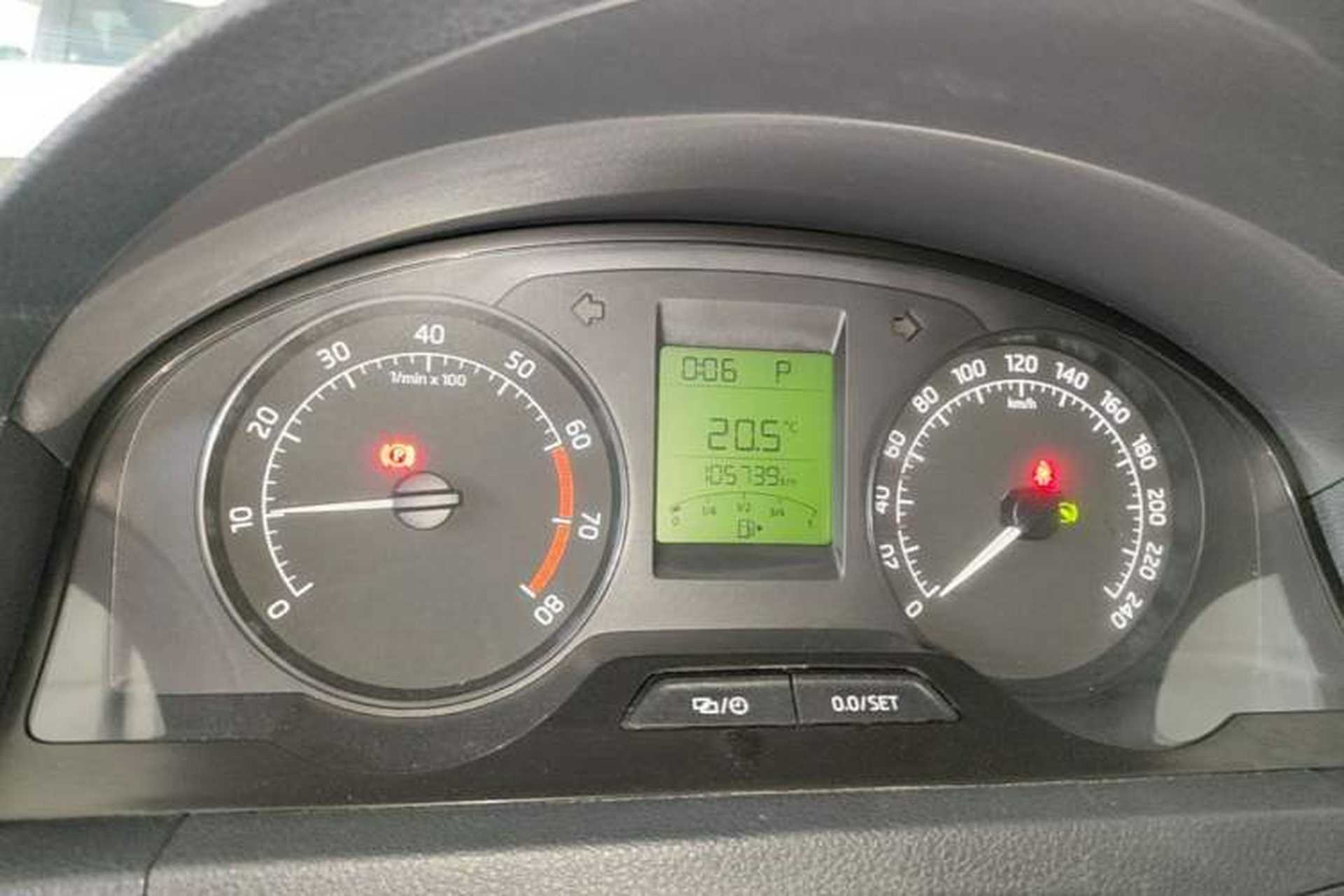 Used Skoda Rapid 2013 1.6L Automatic Smart Selection Model Instrument Cluster