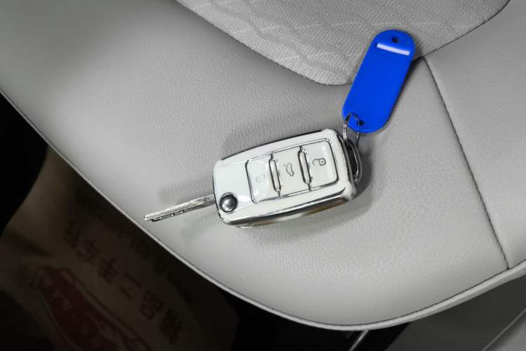 Used Skoda Rapid 2013 1.6L Automatic Smart Selection Model Interior 1
