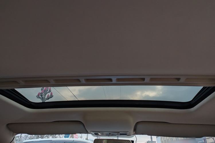 Used Skoda Rapid 2013 1.6L Manual Smart Selection Model Interior 6