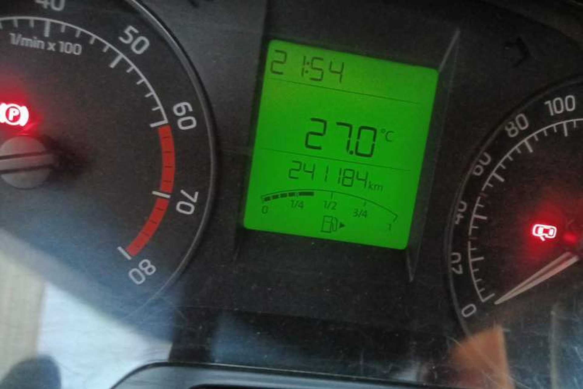 Used Skoda Rapid 2013 1.4L Manual Smart Selection Trim Odometer Close Up