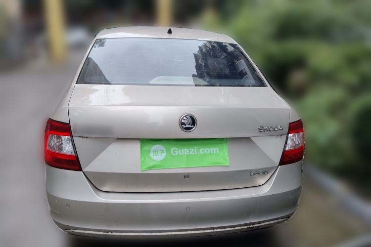 Used Skoda Rapid 2013 1.6L Automatic Smart Selection Model Rear