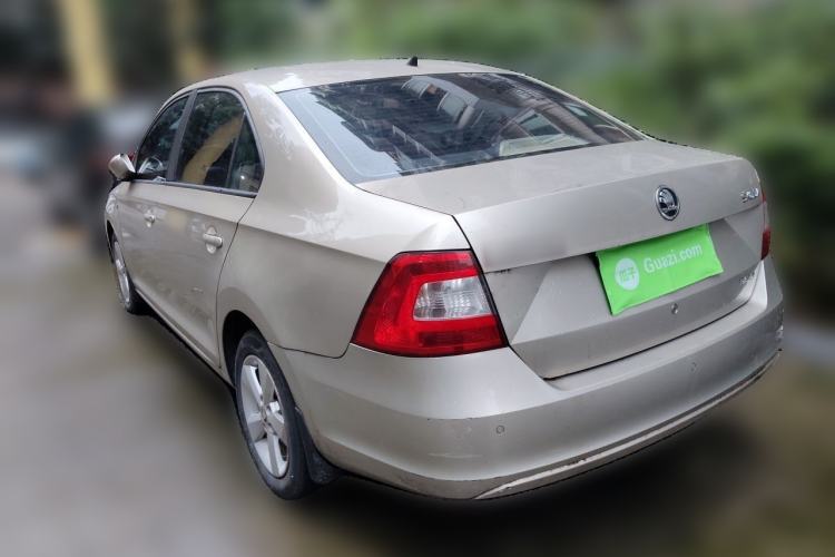 Used Skoda Rapid 2013 1.6L Automatic Smart Selection Model Rear Left 45 Deg