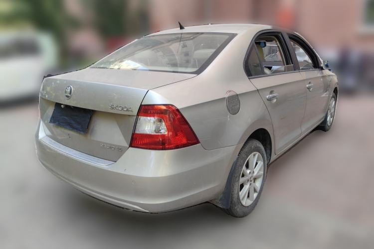 Used Skoda Rapid 2013 1.6L Automatic Preferred Model Rear Right 45 Deg