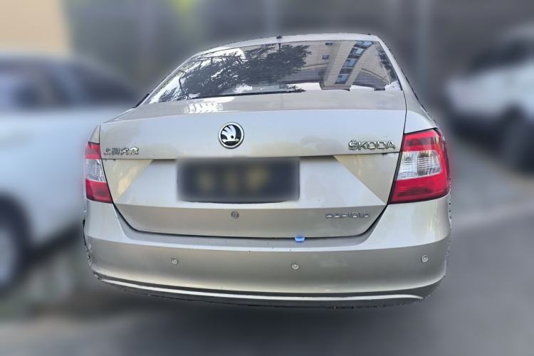 Used Skoda Rapid 2013 1.6L Manual Enjoyment Model Rear