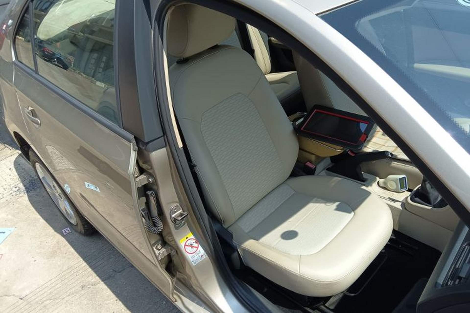 Used Skoda Rapid 2013 1.6L Manual Smart Selection Model Right Front Seat