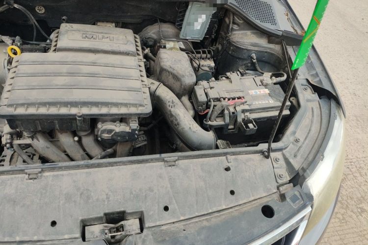 Used Skoda Rapid 2013 1.6L Manual Smart Selection Model Engine Bay Left