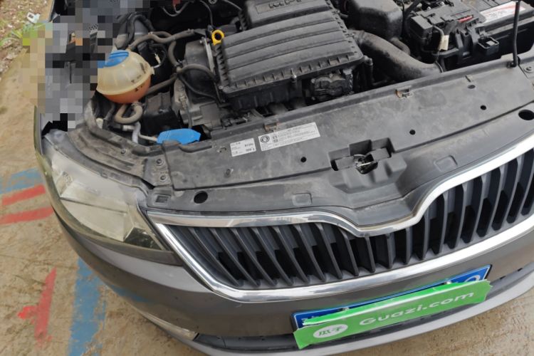 Used Skoda Rapid 2013 1.6L Automatic Smart Selection Model Engine Bay Right