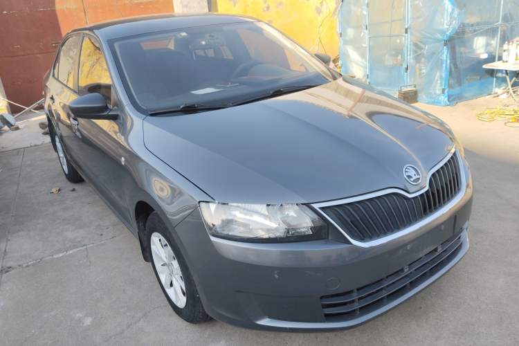 Used Skoda Rapid 2013 1.4L Manual Enjoyment Model Exterior 2