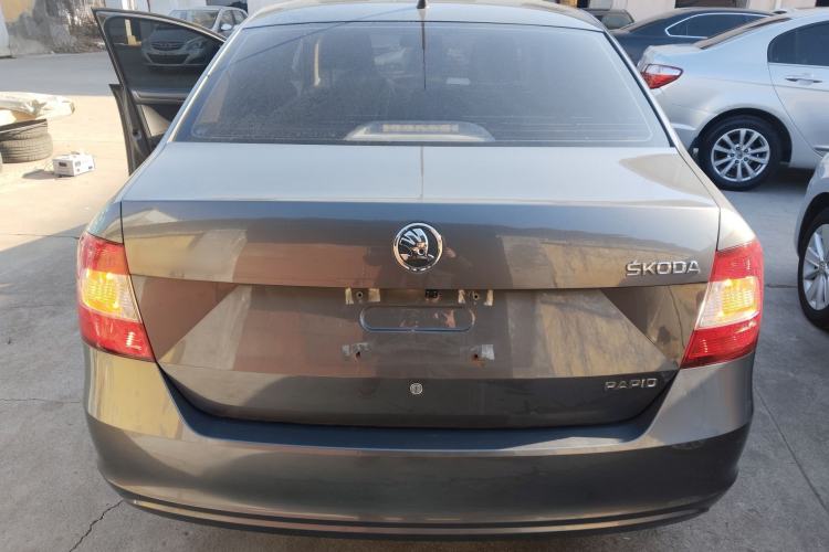 Used Skoda Rapid 2013 1.4L Manual Enjoyment Model Exterior 4