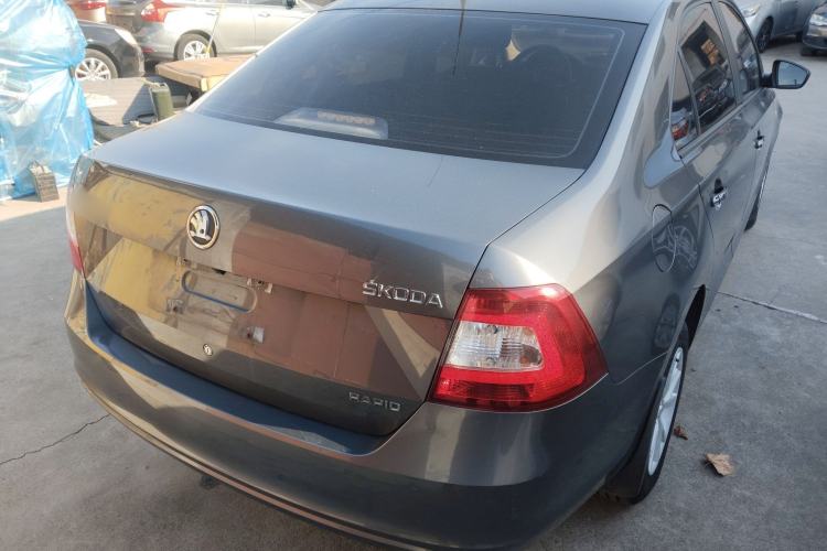 Used Skoda Rapid 2013 1.4L Manual Enjoyment Model Exterior 5