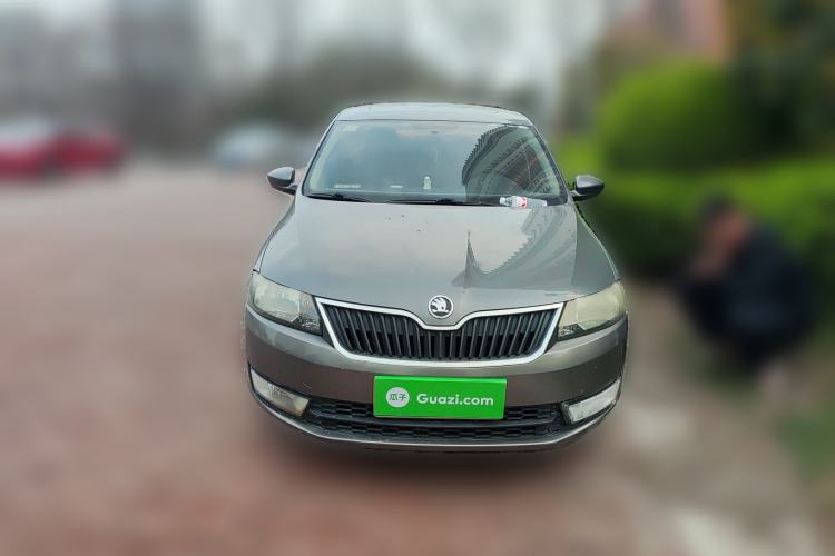 Used Skoda Rapid 2013 1.6L Automatic Smart Selection Model Front