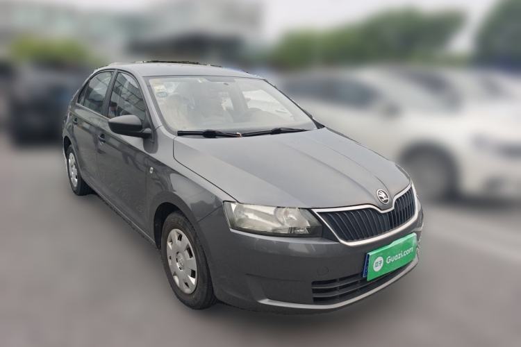 Used Skoda Rapid 2013 1.6L Manual Enjoyment Model Front Right 45 Deg
