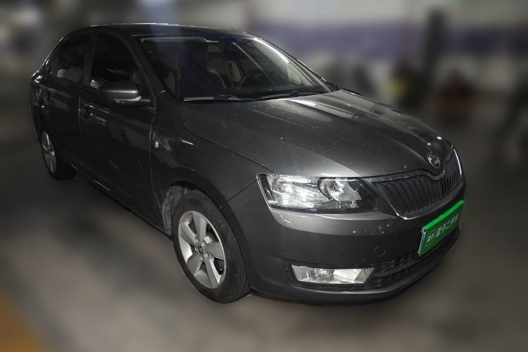 Used Skoda Rapid 2013 1.6L Manual Smart Selection Model Front Right 45 Deg