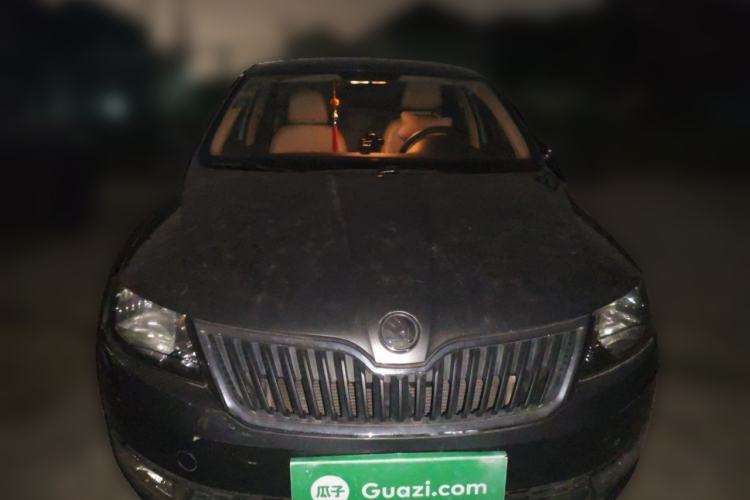 Used Skoda Rapid 2013 1.6L Automatic Smart Selection Model Front