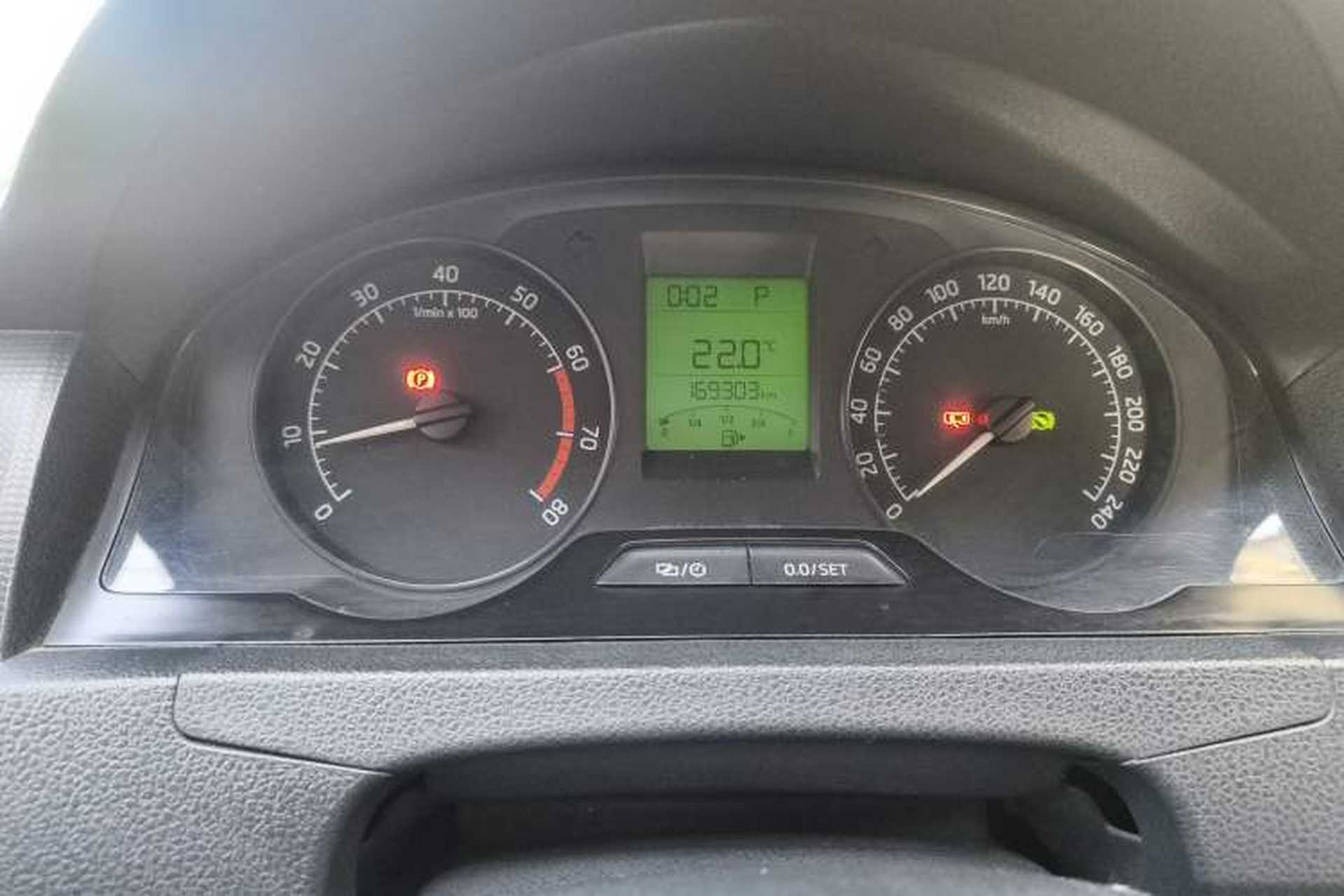 Used Skoda Rapid 2013 1.6L Automatic Enjoyment Model Instrument Cluster