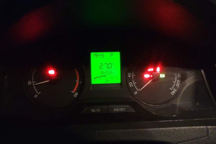 Used Skoda Rapid 2013 1.6L Automatic Smart Selection Model Instrument Cluster