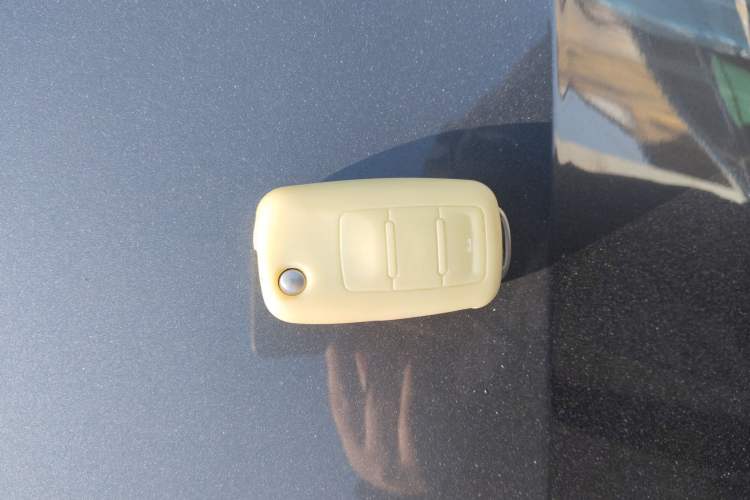 Used Skoda Rapid 2013 1.4L Manual Enjoyment Model Interior 1