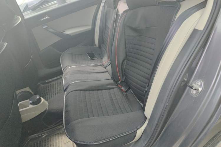 Used Skoda Rapid 2013 1.6L Manual Smart Selection Model Left Rear Seat
