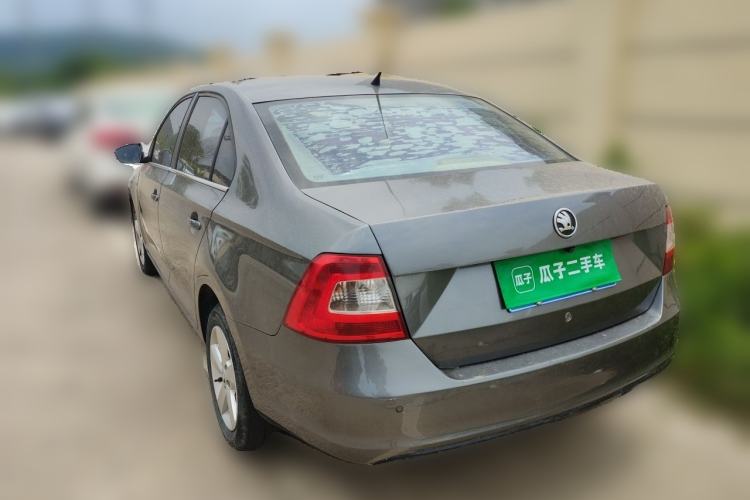 Used Skoda Rapid 2013 1.6L Manual Smart Selection Model Rear Left 45 Deg