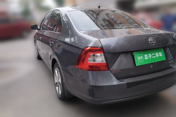 Used Skoda Rapid 2013 1.6L Manual Smart Selection Model Rear Left 45 Deg