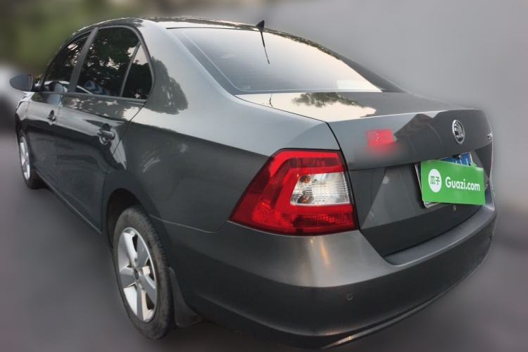 Used Skoda Rapid 2013 1.6L Automatic Smart Selection Model Rear Left 45 Deg