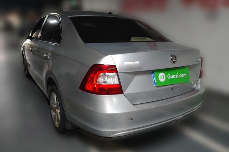 Used Skoda Rapid 2013 1.6L Automatic Smart Selection Model Rear Left 45 Deg