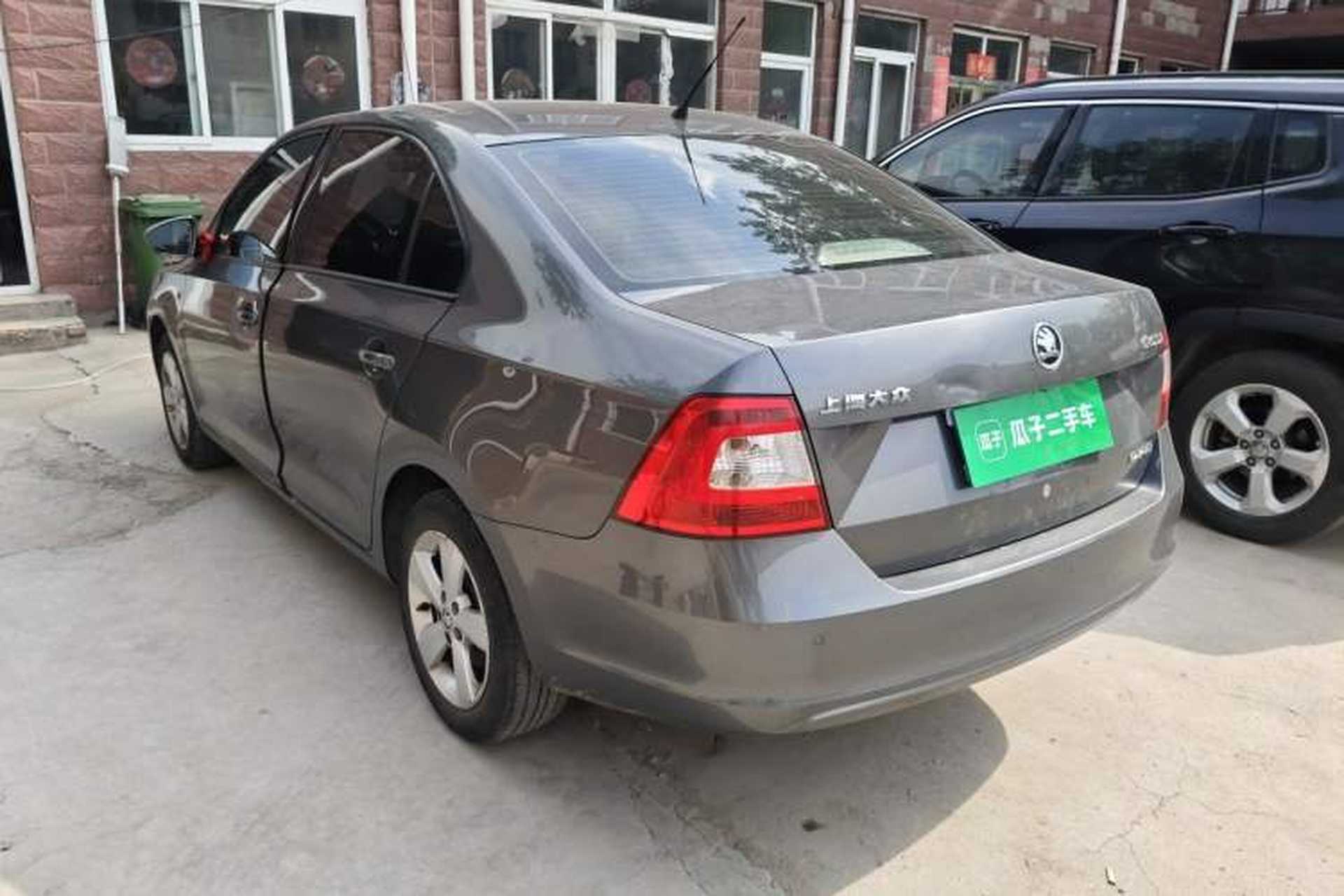 Used Skoda Rapid 2013 1.6L Manual Smart Selection Model Rear Left 45 Deg