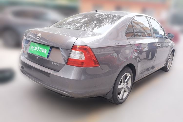 Used Skoda Rapid 2013 1.6L Manual Smart Selection Model Rear Right 45 Deg