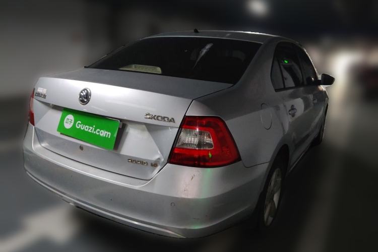 Used Skoda Rapid 2013 1.6L Automatic Smart Selection Model Rear Right 45 Deg