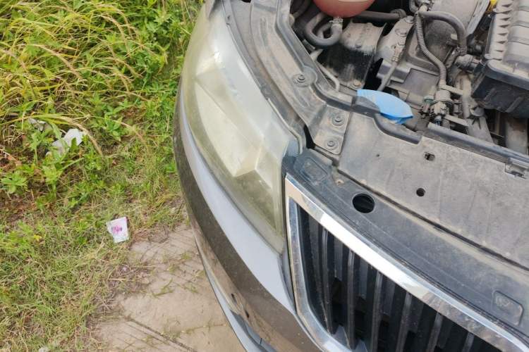 Used Skoda Rapid 2013 1.6L Manual Smart Selection Model Right Front Headlight