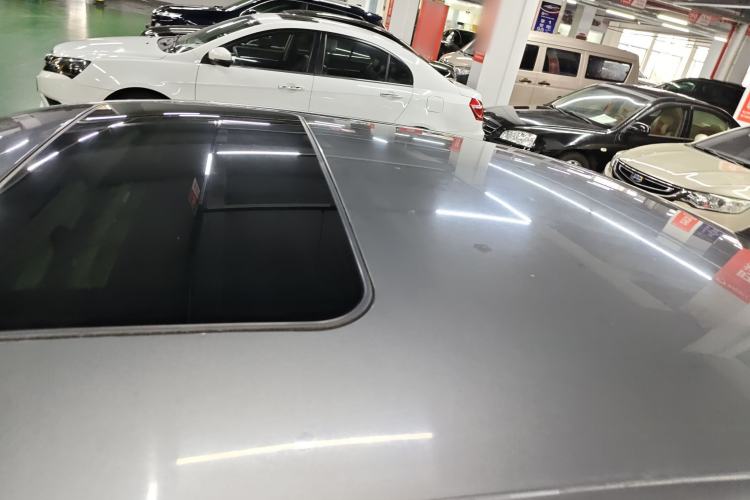Used Skoda Rapid 2013 1.6L Automatic Smart Selection Model Roof