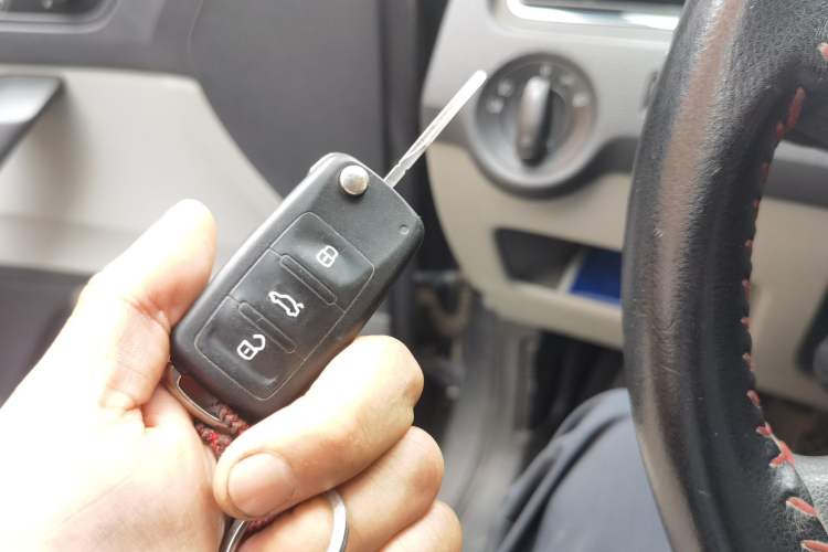 Used Skoda Rapid 2013 1.6L Manual Smart Selection Model Vehicle Key