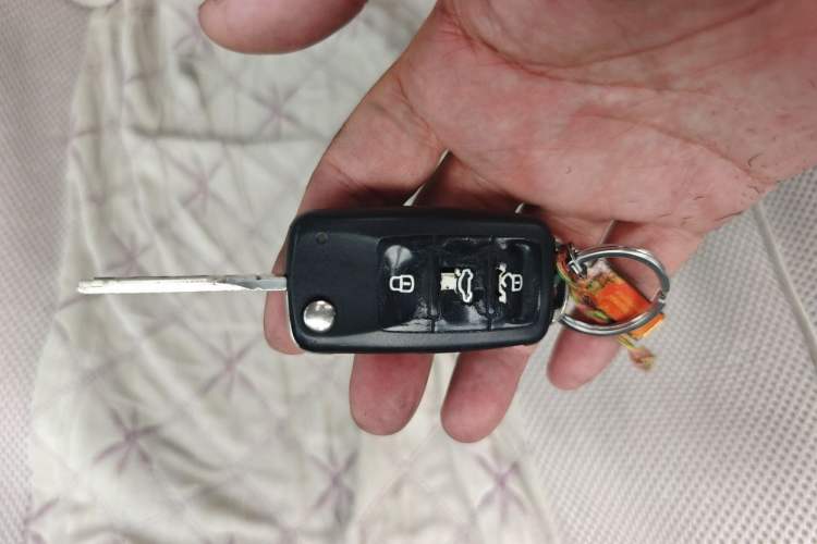 Used Skoda Rapid 2013 1.6L Manual Enjoyment Model Vehicle Key