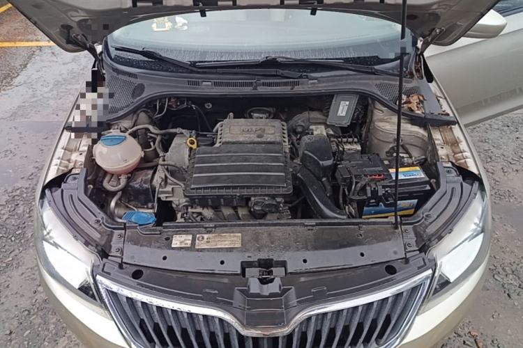 Used Skoda Rapid 2013 1.6L Manual Smart Selection Model Engine Bay