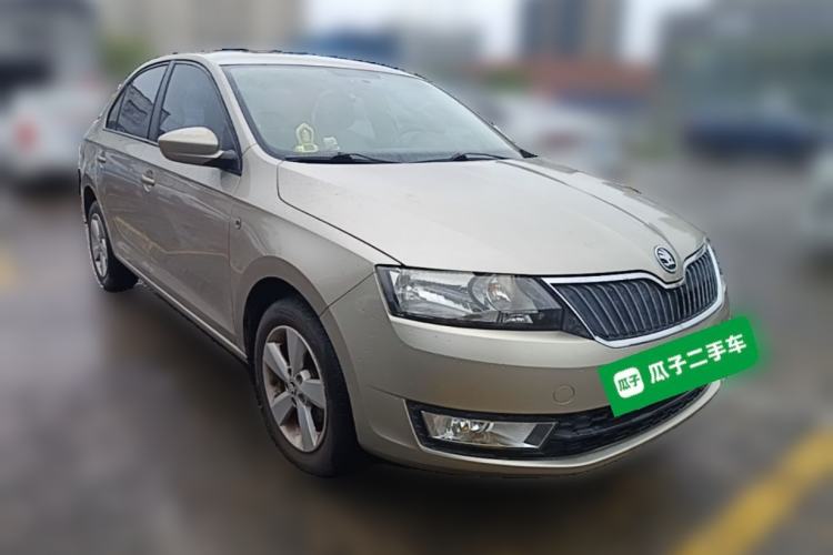 Used Skoda Rapid 2013 1.6L Manual Smart Selection Model Front Right 45 Deg