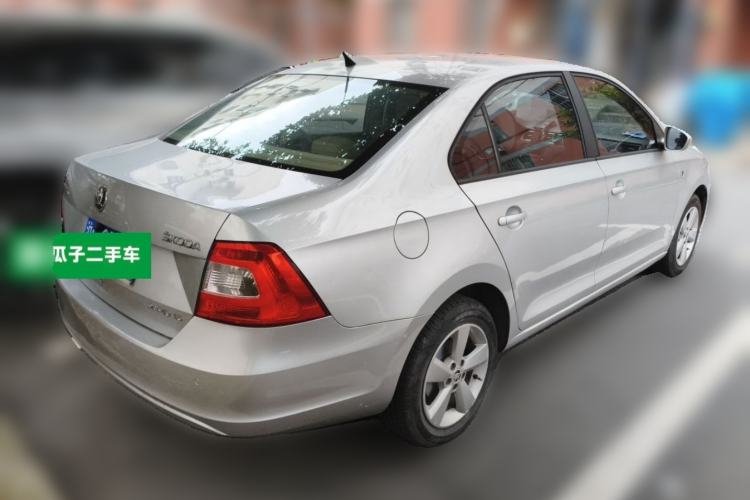 Used Skoda Rapid 2013 1.6L Manual Smart Selection Model Rear Right 45 Deg