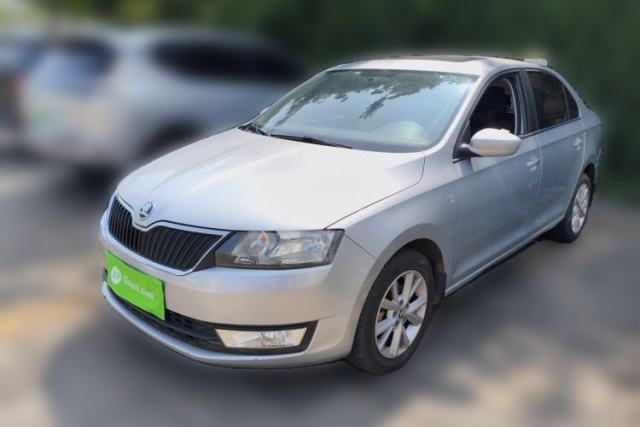 Used Skoda Rapid 2013 1.6L Manual Smart Selection Model